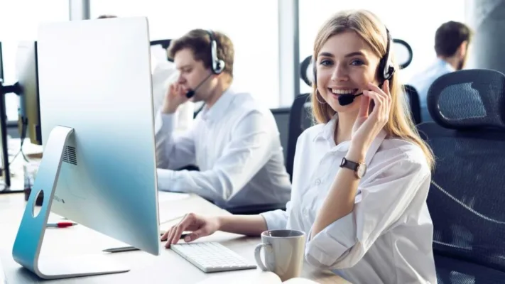 Người chơi luôn nhận được sự trợ giúp từ bộ phận CSKH Người chơi luôn nhận được sự trợ giúp từ bộ phận CSKH